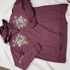 Love Peace & lazy days XL fits L NWOT